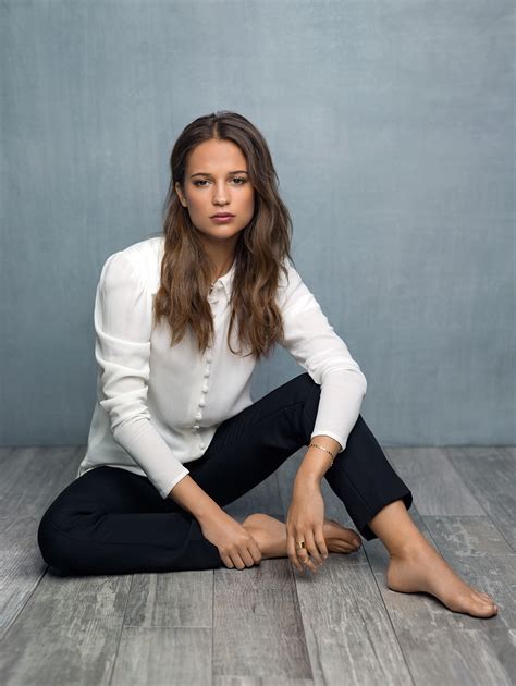 alicia vikander naked pics